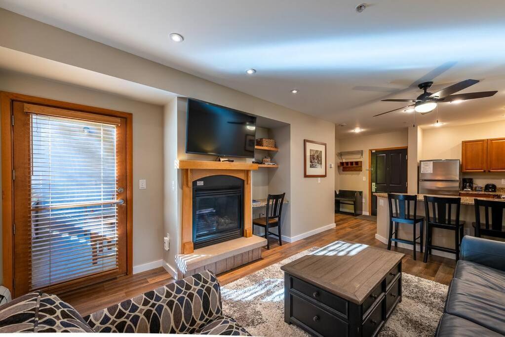 Ski-In/Ski-Out Zephyr 1 Bedroom Condo วินเทอร์พาร์ค ภายนอก รูปภาพ
