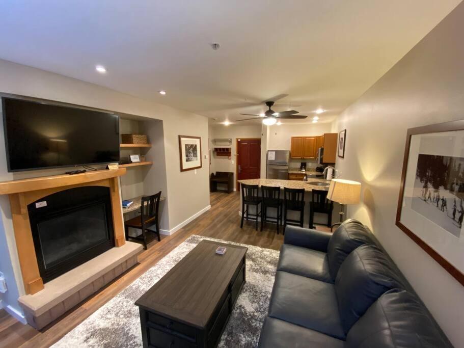 Ski-In/Ski-Out Zephyr 1 Bedroom Condo วินเทอร์พาร์ค ภายนอก รูปภาพ