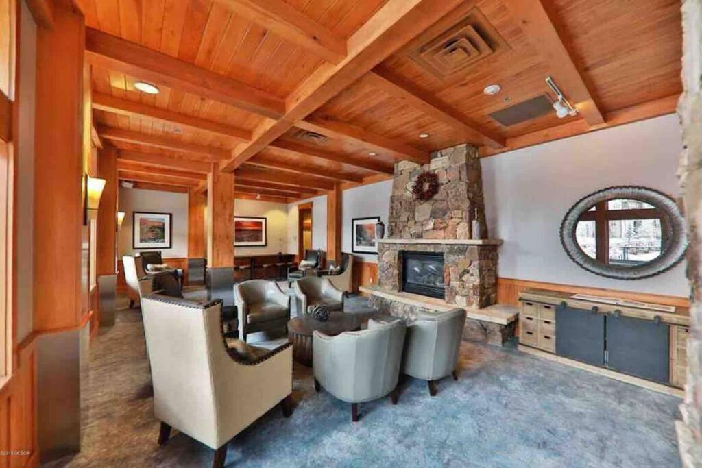 Ski-In/Ski-Out Zephyr 1 Bedroom Condo วินเทอร์พาร์ค ภายนอก รูปภาพ