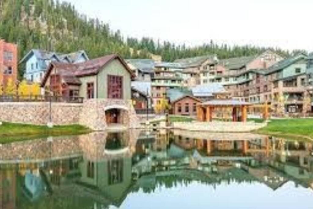 Ski-In/Ski-Out Zephyr 1 Bedroom Condo วินเทอร์พาร์ค ภายนอก รูปภาพ
