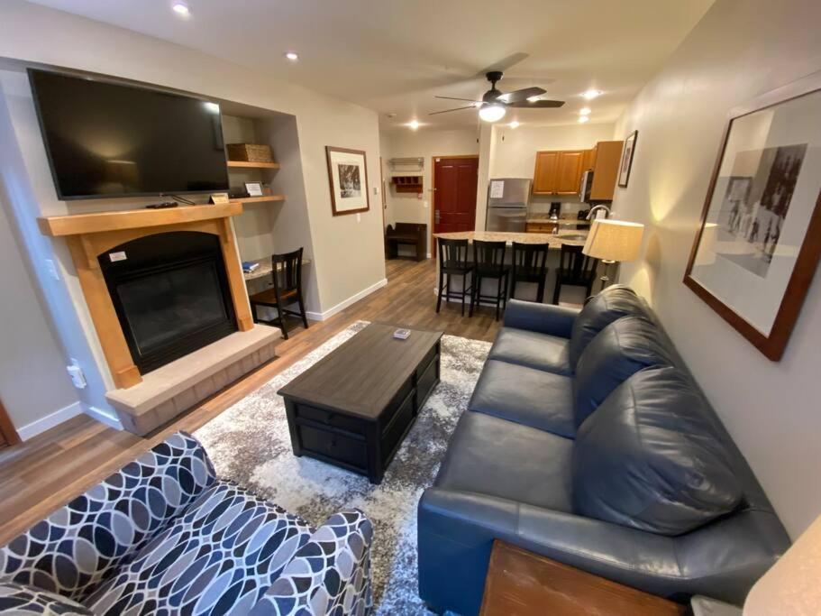 Ski-In/Ski-Out Zephyr 1 Bedroom Condo วินเทอร์พาร์ค ภายนอก รูปภาพ