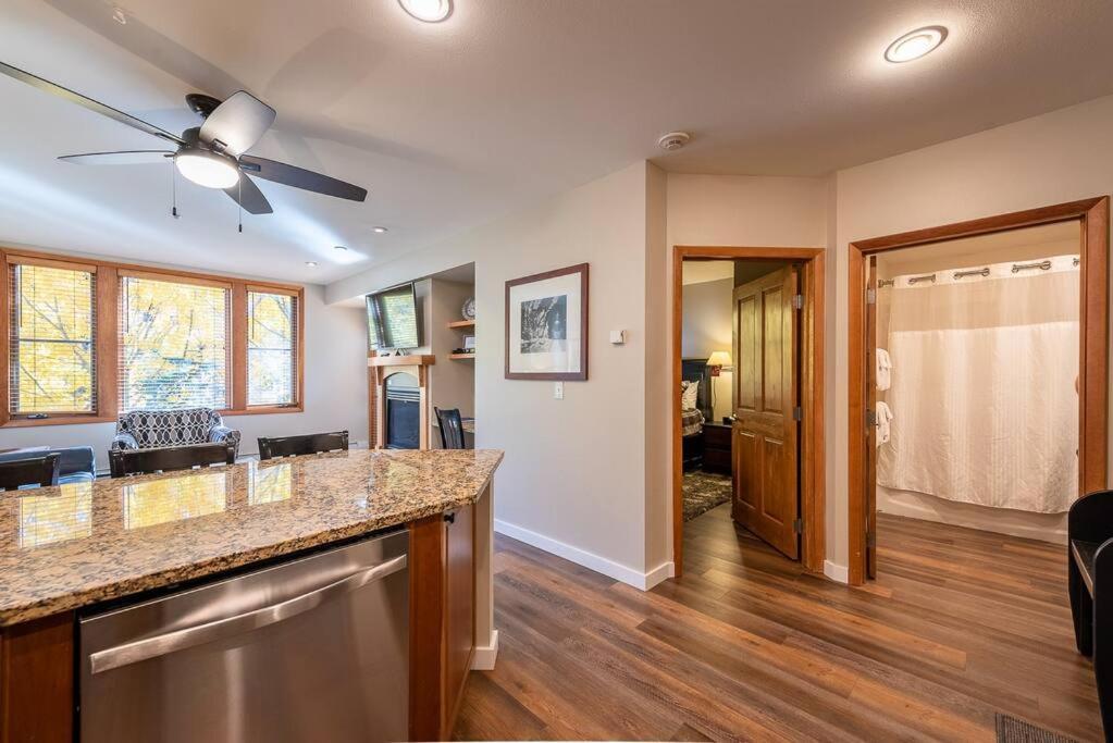 Ski-In/Ski-Out Zephyr 1 Bedroom Condo วินเทอร์พาร์ค ภายนอก รูปภาพ